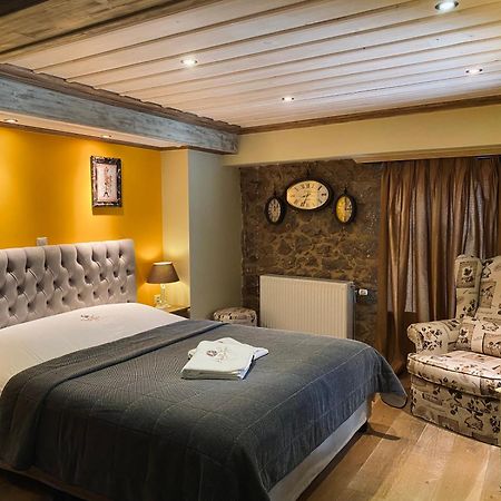Alexandros Guesthouse Arachova Buitenkant foto