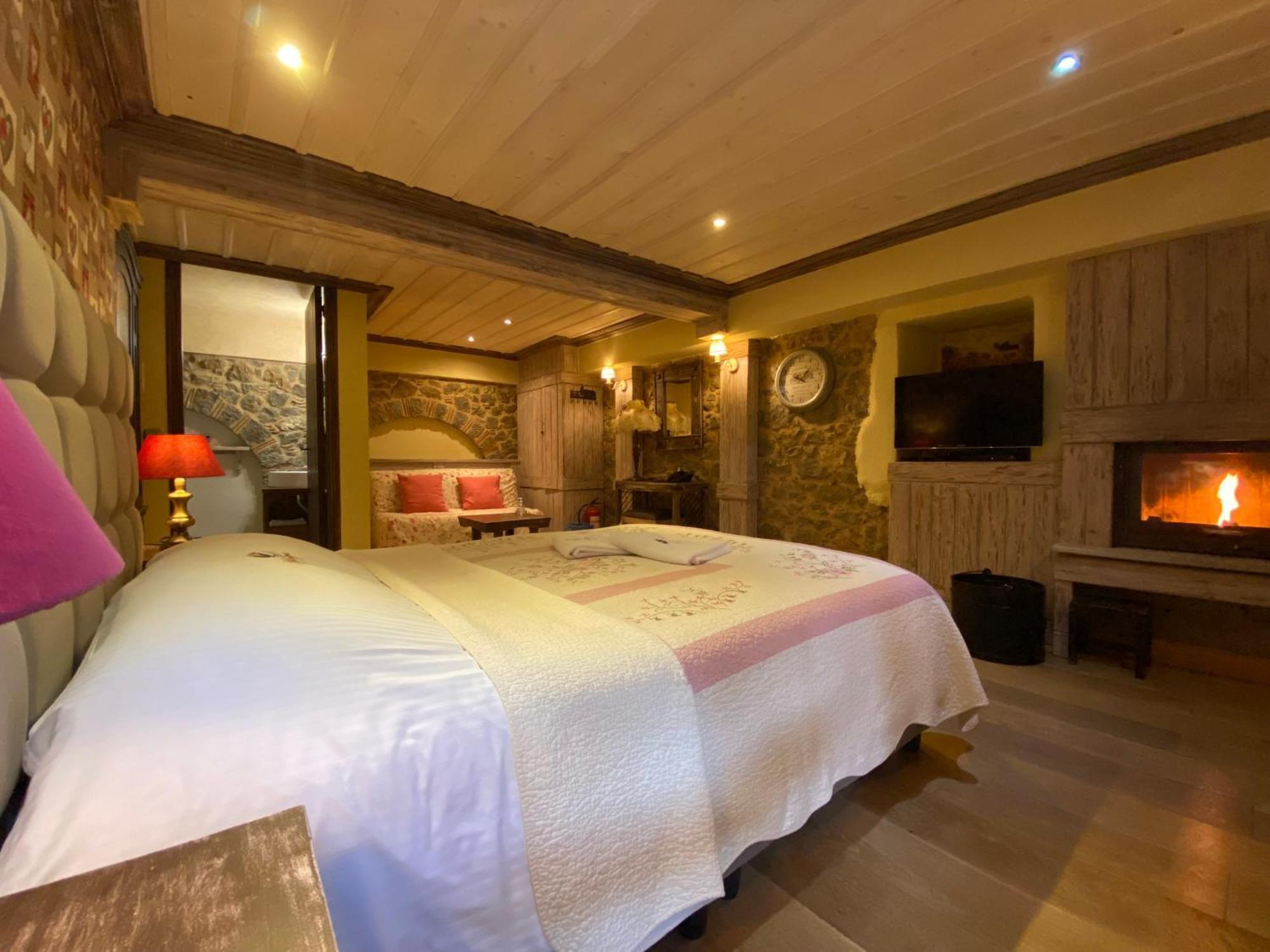 Alexandros Guesthouse Arachova Buitenkant foto