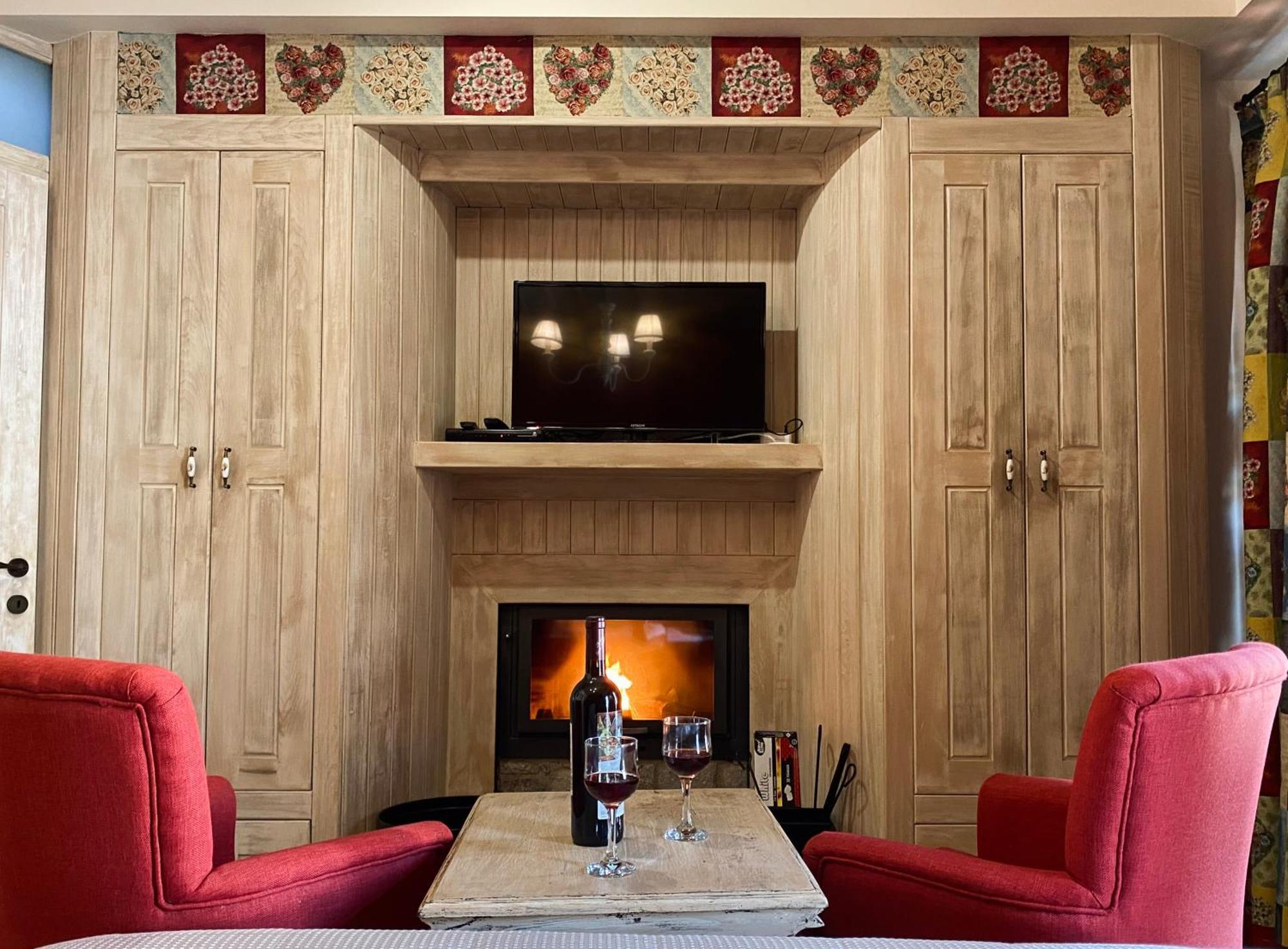 Alexandros Guesthouse Arachova Buitenkant foto